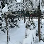 Järvenrantamökki Nurmijärvellä