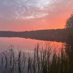 Järvenrantamökki Nurmijärvellä